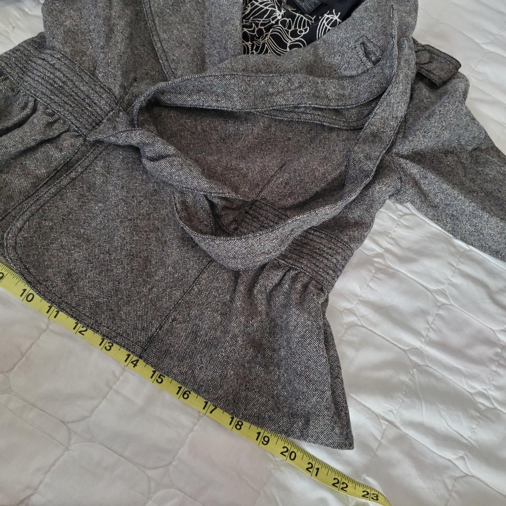 Jacket - Picture 4 of 14